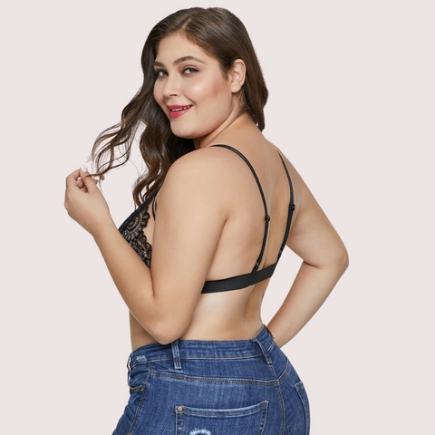 Élégance Sensuelle Plus Size Strappy Lace Bralette