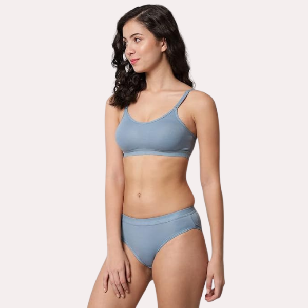 Wire-Free Women's Sports Bra Panty Set